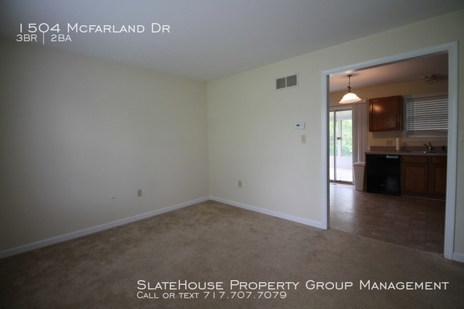Building Photo - Great Single Family Home - W/S/T Included