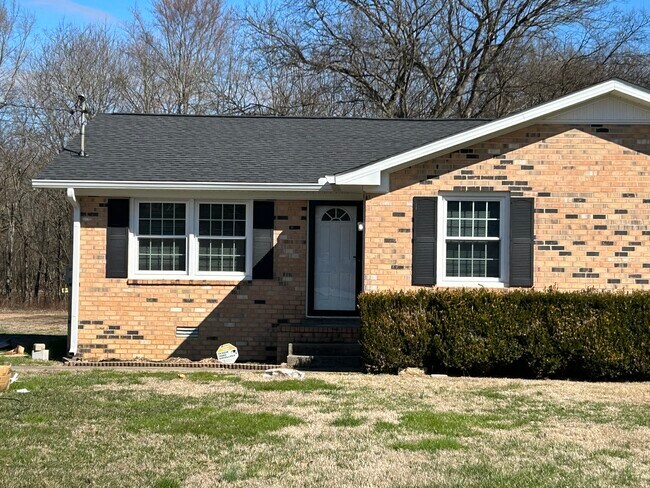 810 Lillard side - 810 Lillard Rd