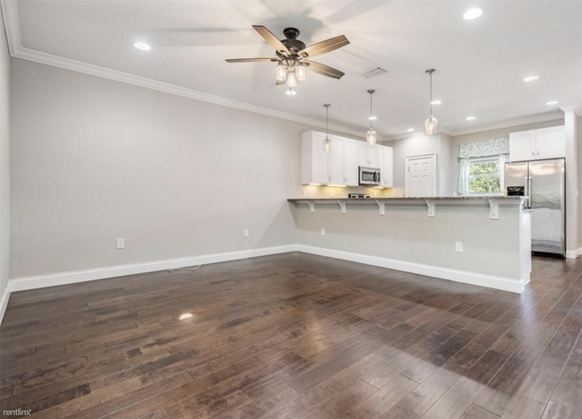 Foto del edificio - 3 br, 2.5 bath Townhome - 3611 Bay Heights...