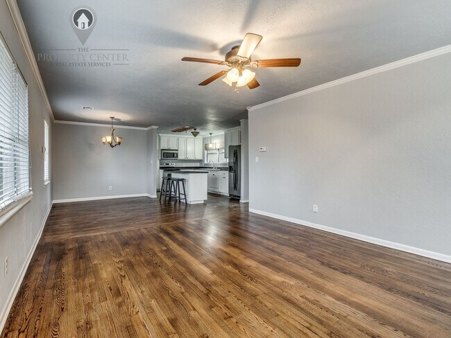 Foto del edificio - 10201 Sunnymeade Pl