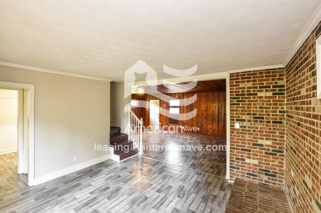 Foto del edificio - 1810 College St SE