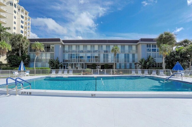 Building Photo - 2100 Benjamin Franklin Dr