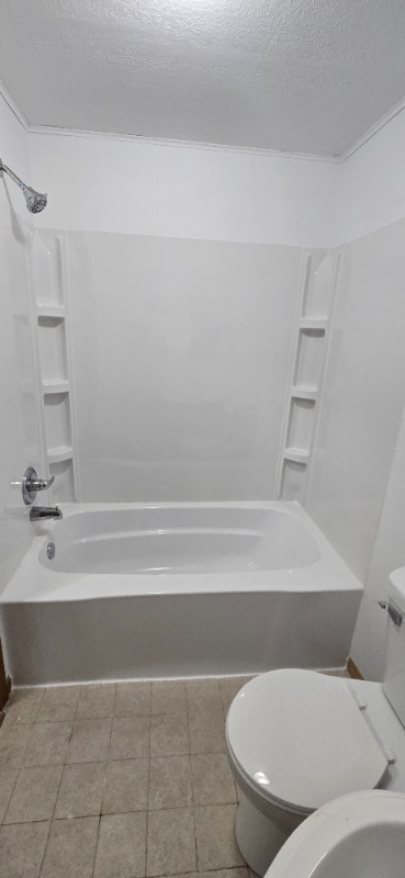 Building Photo - 214 4th Ave