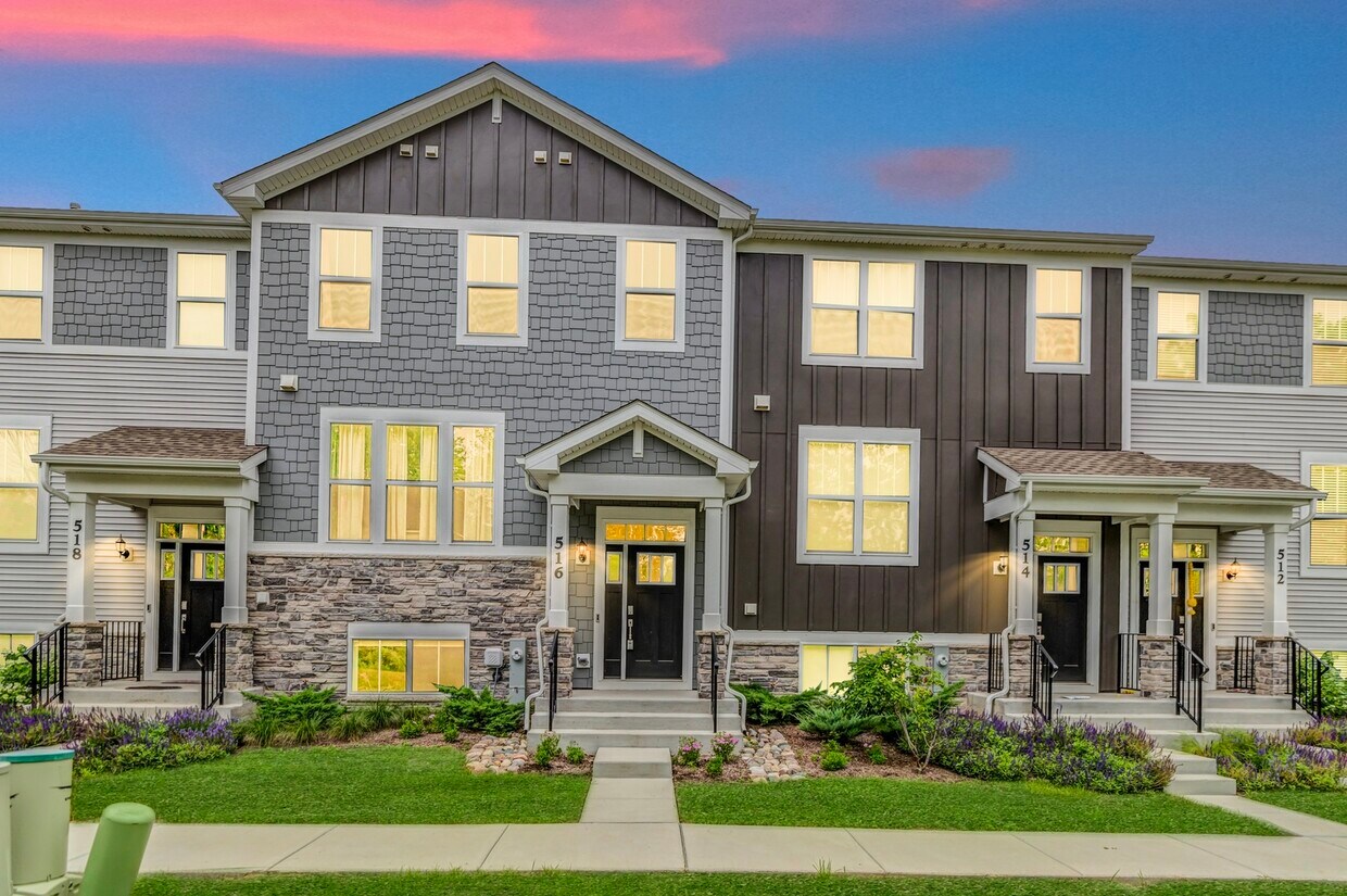 Foto principal - 516 Wolverine Dr