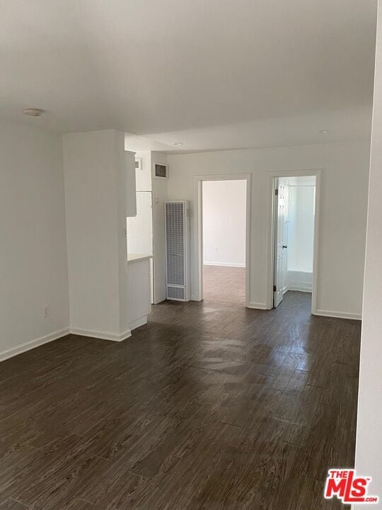 Foto del edificio - 2029 E 10th St