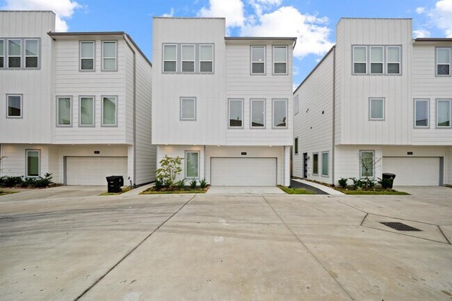 Foto del edificio - 1907 Lonestar Brook Ln