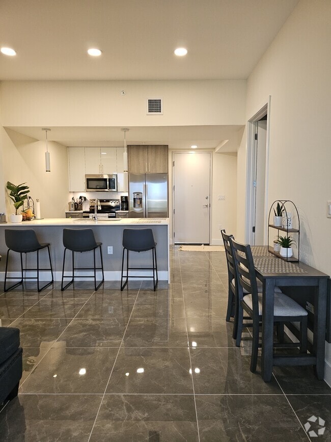 Building Photo - 26589-610 Rosewood Pointe Dr