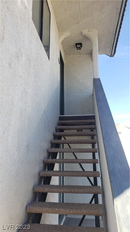 Foto del edificio - 1512 Bass Dr