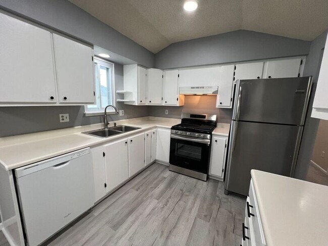 Foto del edificio - 2108 N York St