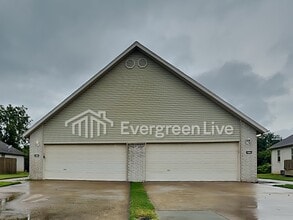 Building Photo - 6172 Milliken Bend