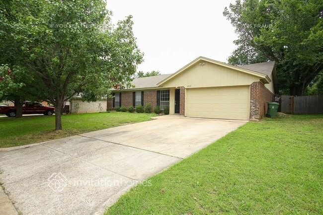Building Photo - 6410 Walnut Springs Dr