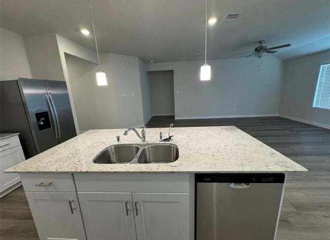 Foto del edificio - 6322 Buffalo Bnd Ln