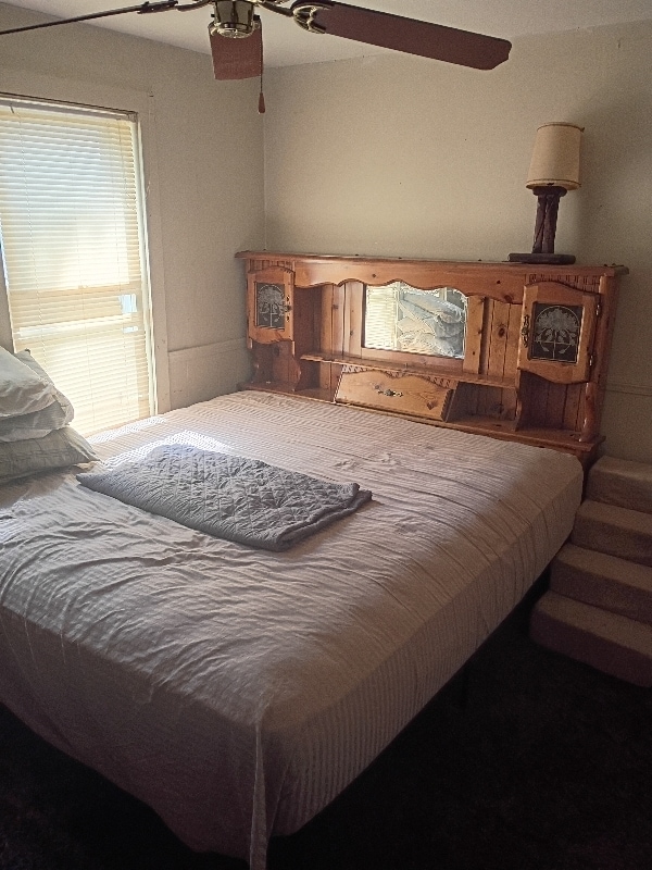 Building Photo - 817 E Franklin St