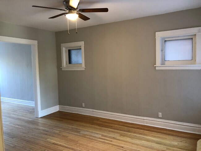 Foto del edificio - 5219 N Christiana Ave