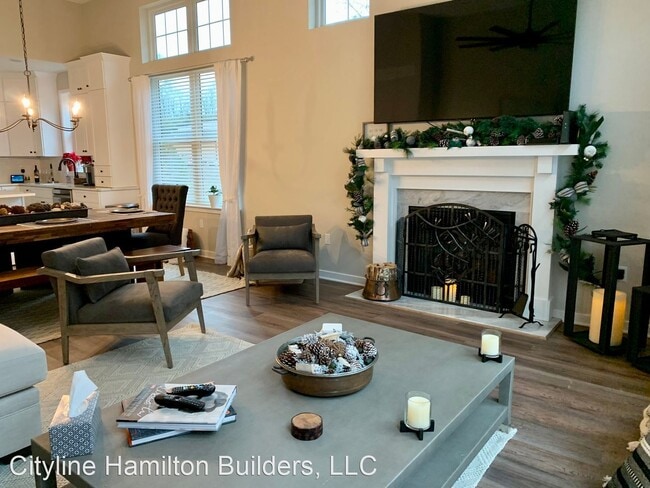 Building Photo - 3 br, 2.5 bath House - 5068 E Valley Rd