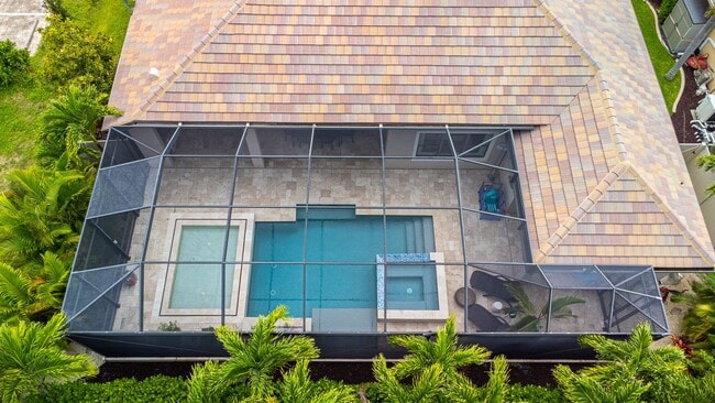 Building Photo - 1823 Cape Coral Pkwy W