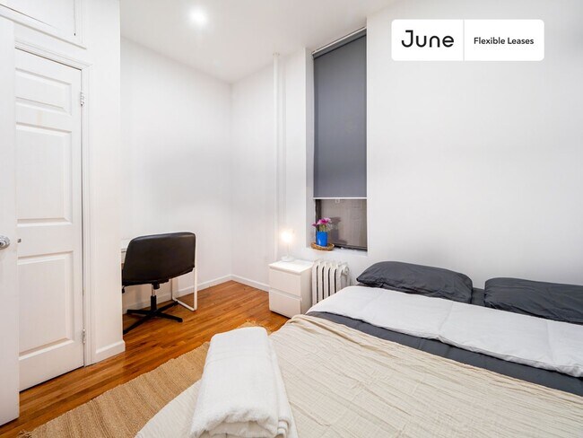 Foto del edificio - Modern ROOM at The Central Park West