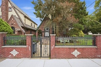 Building Photo - 209-04 111th Ave