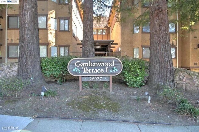 Foto del edificio - 3 br, 2 bath Condo - 26937 Hayward Bouleva...