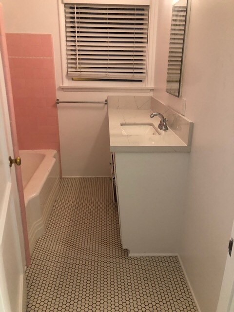 bathroom - 2110 Ocean Park Blvd