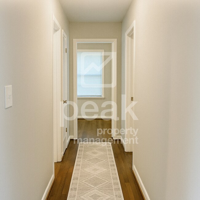 Foto del edificio - $1,150! 3Bed/ 1.5 Bath House! Apply by 4/9 to get half off your first month.