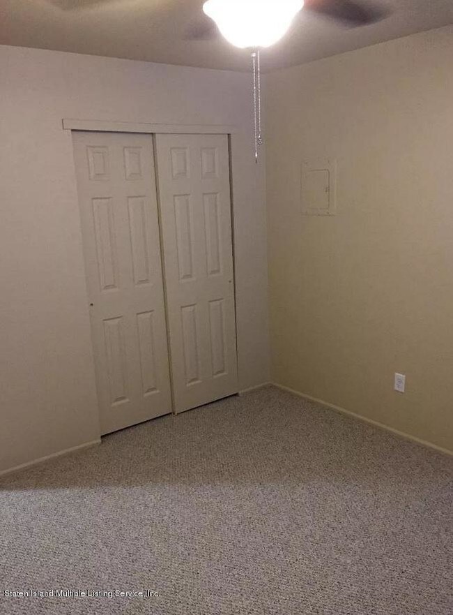 Foto del edificio - 782 Rossville Ave