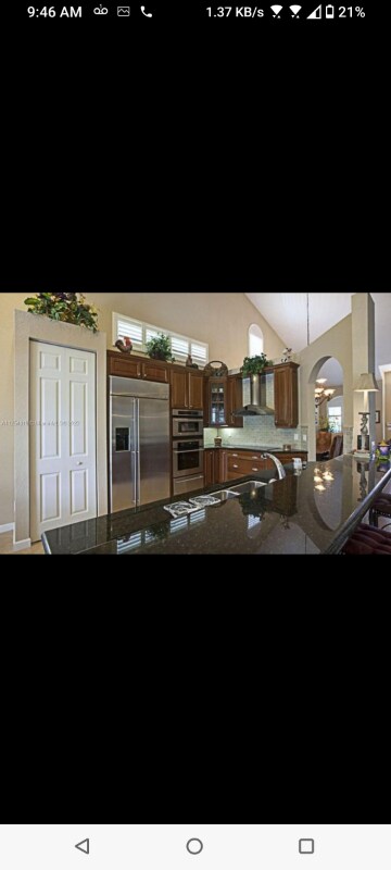 Building Photo - 3051 SW 44th St