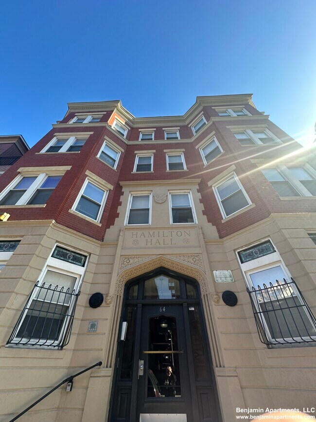 Building Photo - 64 Hemenway St
