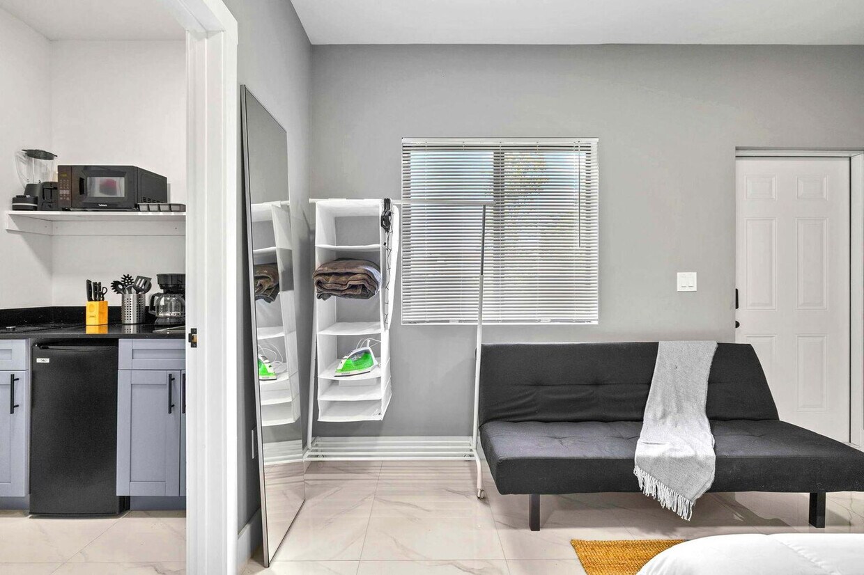 Foto principal - 1542 NW 46th St