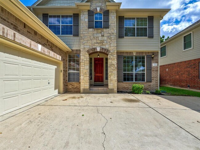 Building Photo - 1554 Homewood Cir
