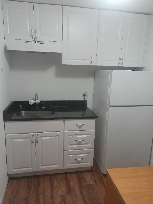 Foto del edificio - 3311 Goldsboro Pl