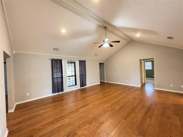 Foto del edificio - 10694 Rose Garden Ct