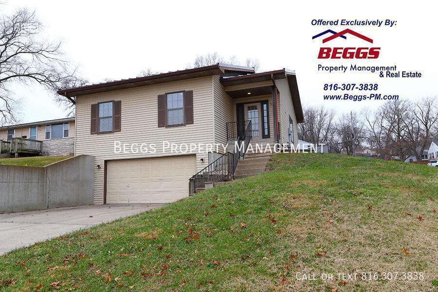 Primary Photo - 300 S Terrace Ave