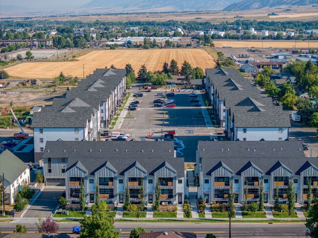 Building Photo - Westlake Heights