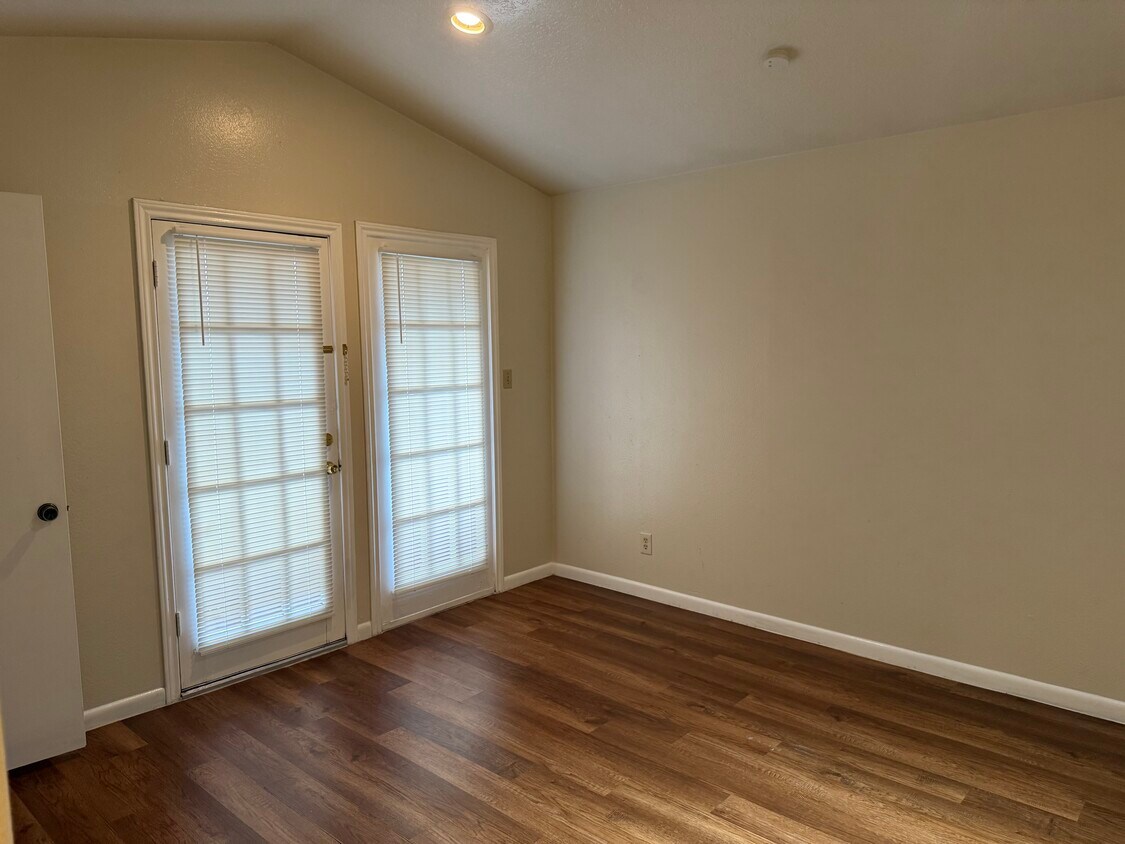 Foto principal - 11503 Nobility Dr