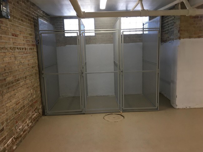 Foto del edificio - 7422 Madison St