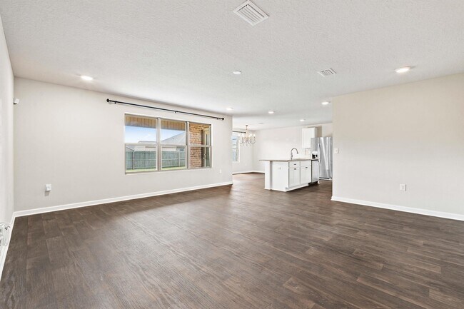 Building Photo - 724 Amador Avenue