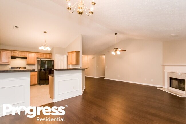 Foto del edificio - 145 N Square Ln