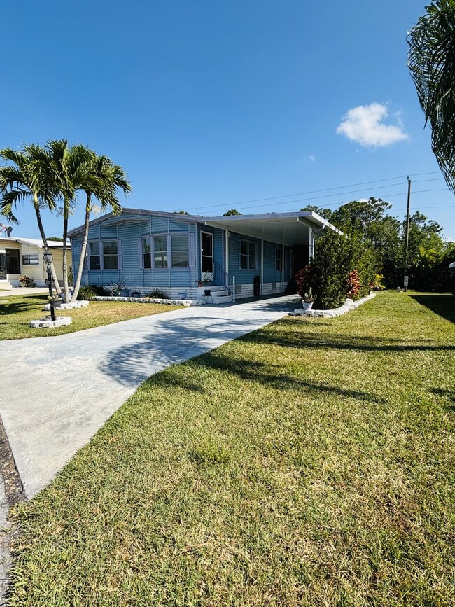 Foto del edificio - 7132 SE Sweetwood Terrace