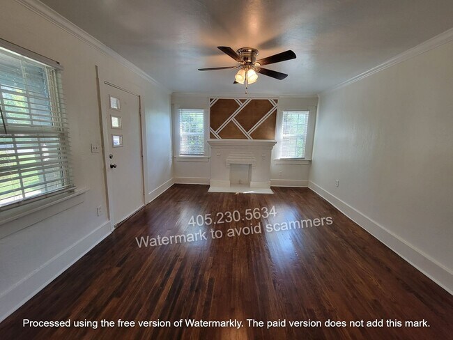 Foto del edificio - 2 bed duplex near Plaza!