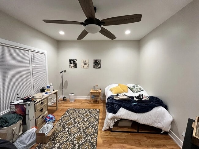 Building Photo - 1119 Garnett Pl