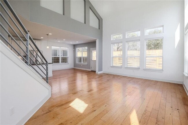 Foto del edificio - 5809 Swayden Ln