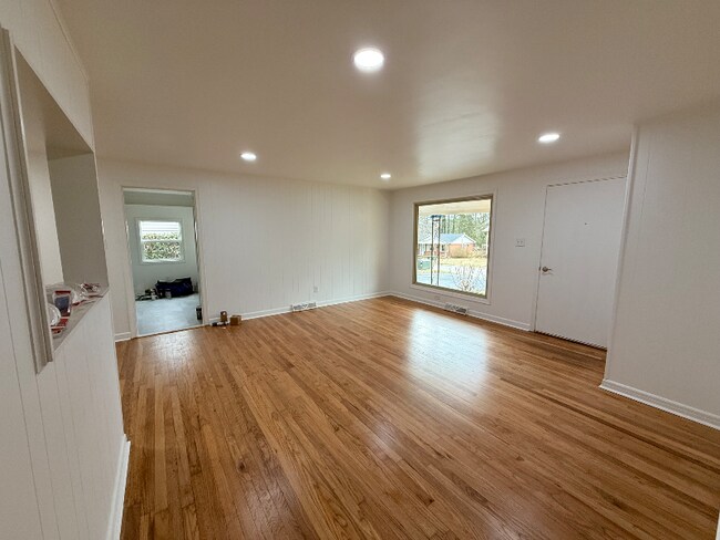 Building Photo - 20 Morgan Blvd