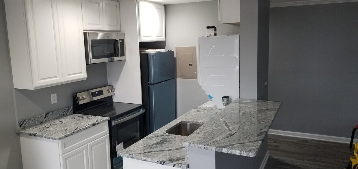 Foto principal - 3415 5th St SE