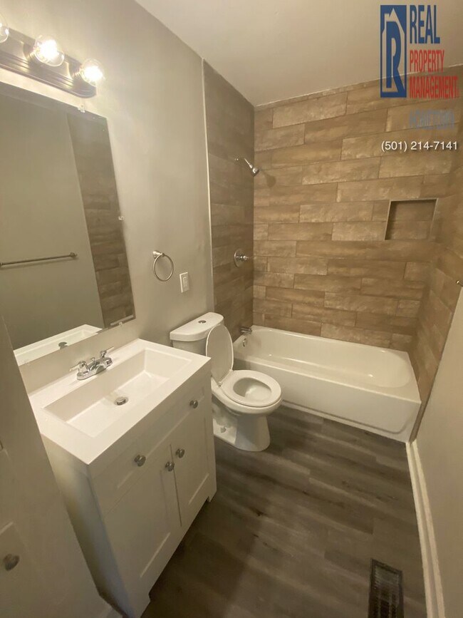 Foto del edificio - 2214 Coors Dr