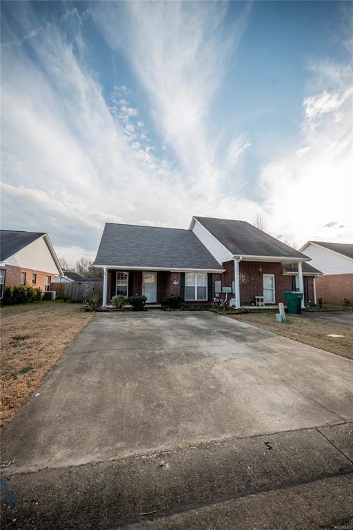 Building Photo - 325 James Dr