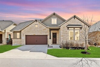 Building Photo - 132 Village Oak Dr