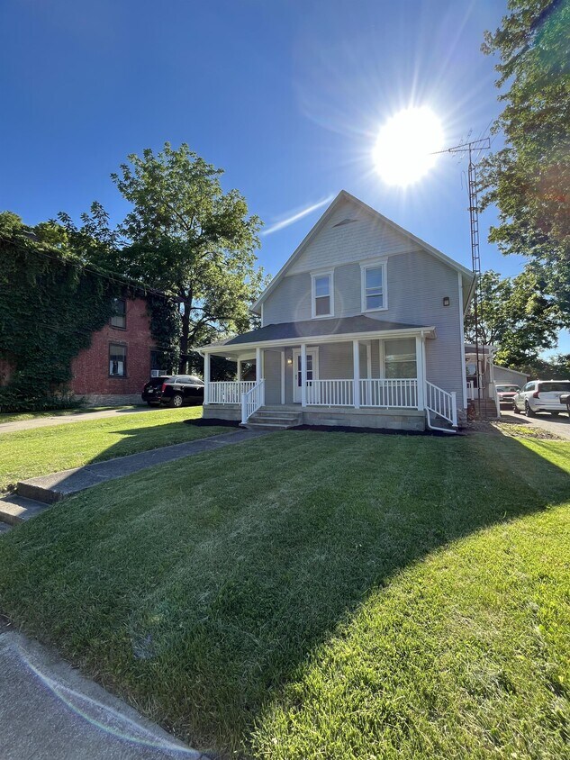 Foto principal - 172 S Franklin St