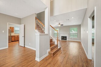 Building Photo - 209 McVoy Dr