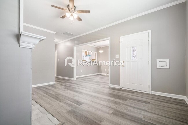 Photo - Beautiful Midtown Bungalow- Fully Updated! House